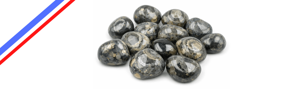 JASPE FEUILLE D'ARGENT : VERTUS, BIENFAITS & SIGNIFICATION DE LA PIERRE